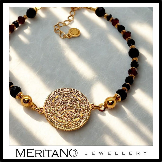 Bransoletka z turmalinem, granatem i monetą Bransoletka z turmalinem, granatem i monetą