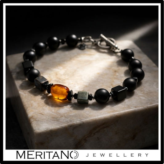 Bransoletka męska z kamieni naturalnych - turmalin, onyks, bursztyn na bloku kamiennym Bransoletka męska z kamieni naturalnych - turmalin, onyks, bursztyn na bloku kamiennym