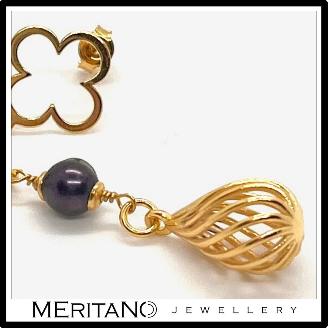 kolczyki wiszące z czarnymi perłami