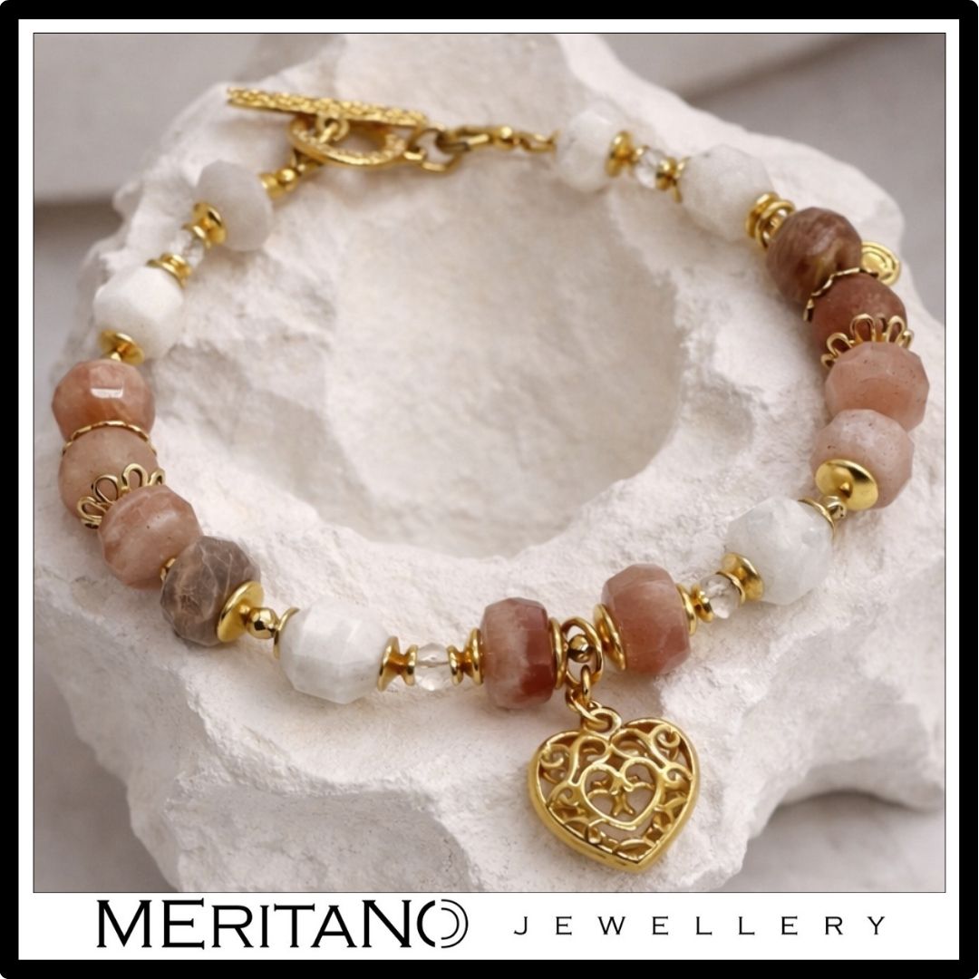 bransoletka kamień księżycowy i kamień słoneczny zawieszka serce na jasnym kamieniu