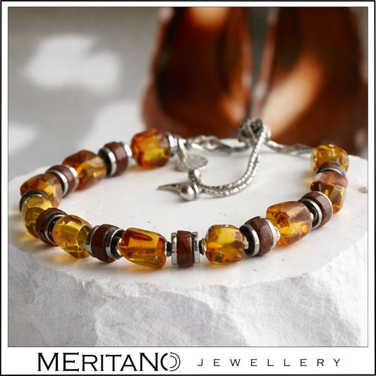 Bransoletka z bursztynem naturalnym i granatem hessonit na białym kamieniu, srebrna