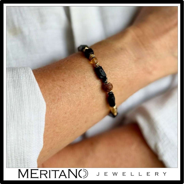 Bransoletka turmalin cytryn na ręce