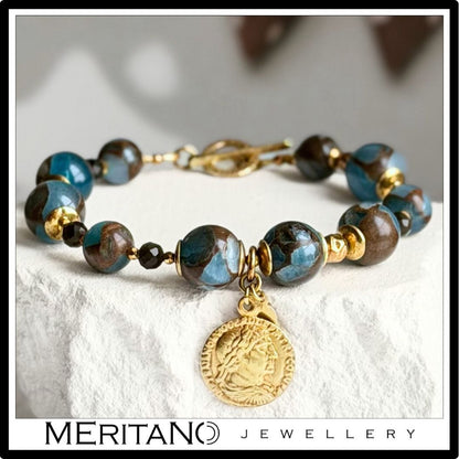 Bransoletka z jaspisem i obsydianem, ze złotą zawieszką  - widok z przodu