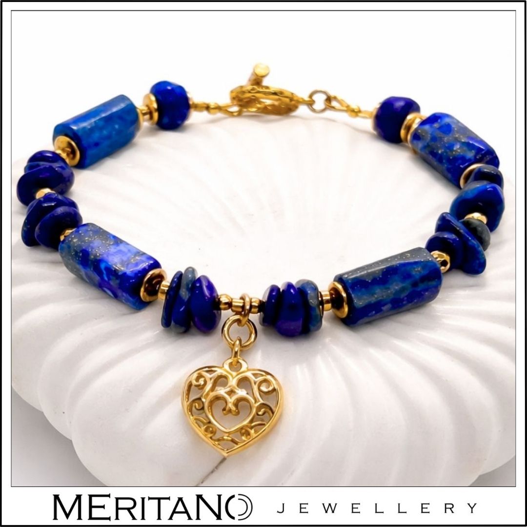 Niebieska bransoletka lapis lazuli, złote serce , zapięcie toggle