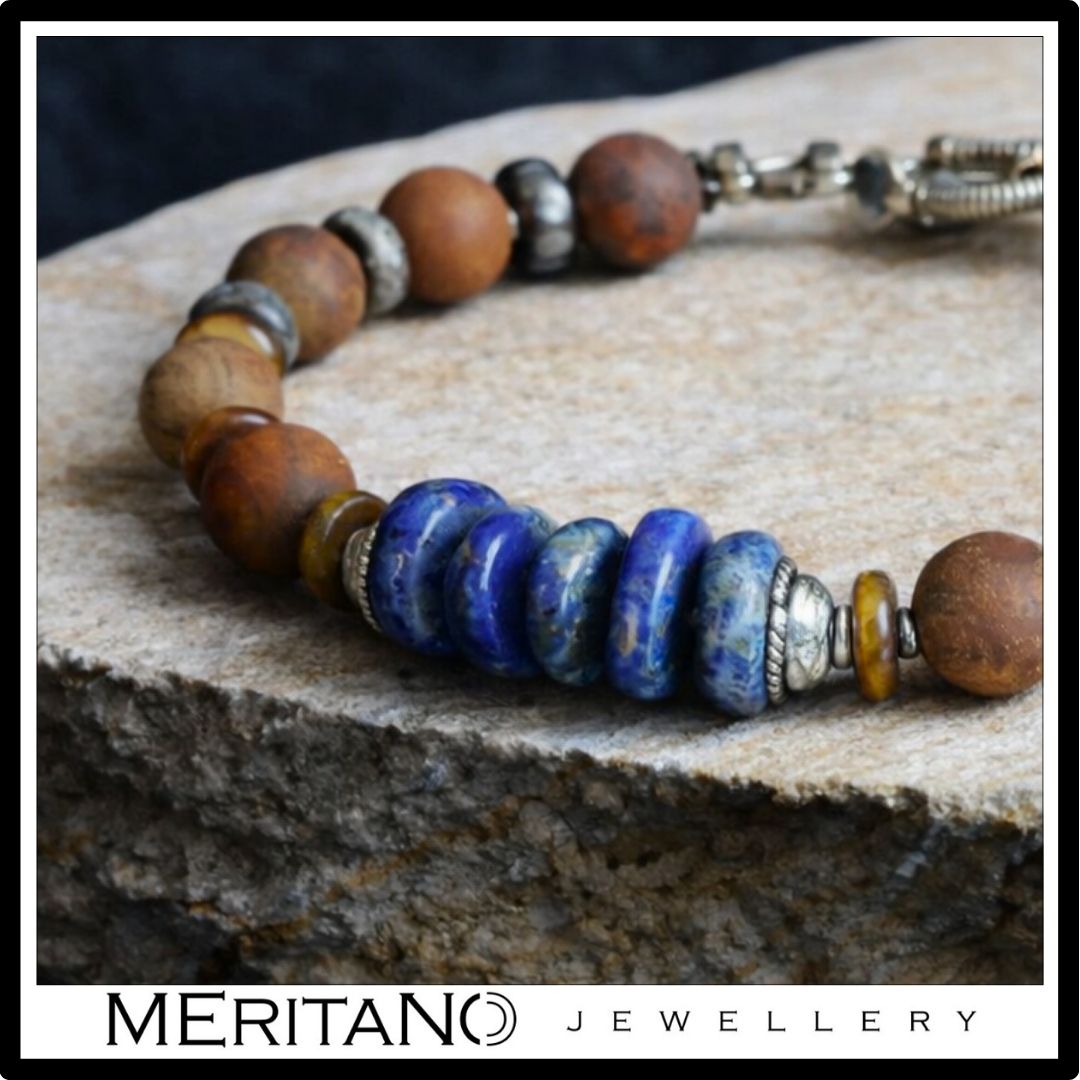 Bransoletka męska z agatem, tygrysim okiem i lapis lazuli, ze srebrem oksydowanym - zbliżenie na detale