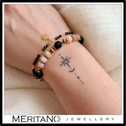 Podwójna bransoletka z turmalinem i kamieniem słonecznym, różowe i czarne kamienie z zawieszką na ręce