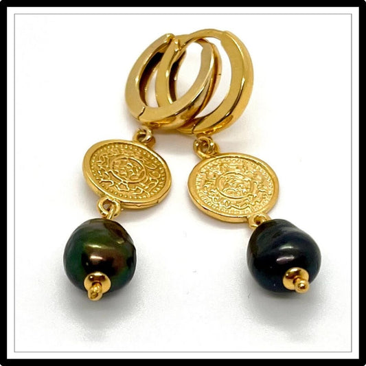 kolczyki z czarnymi perłami naturalnymi i monetą kolczyki z czarnymi perłami naturalnymi i monetą