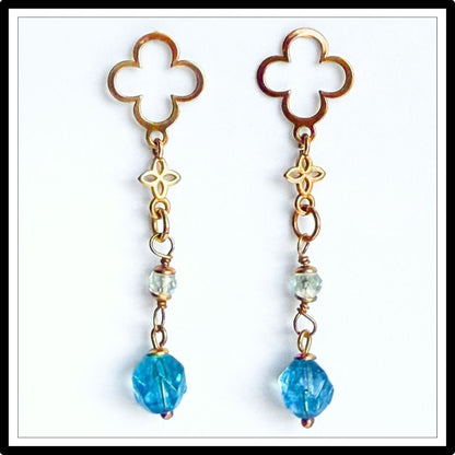 Kolczyki z kwarcem niebieskim i akwamarynem, wiszące - widok z przodu