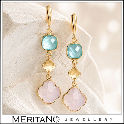 Wiszące kolczyki z kwarcem różowym  i niebieskim, zapięcie angielskie - widok na białym gipsie