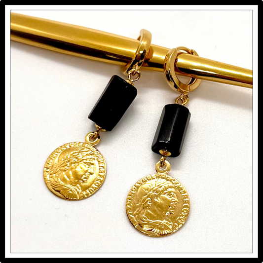 Kolczyki z turmalinem i monetą Kolczyki z turmalinem i monetą