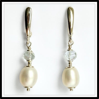 Kolczyki z perłami naturalnymi i kwarcem, wiszące, srebrne z angielskim zapięciem - widok z przodu