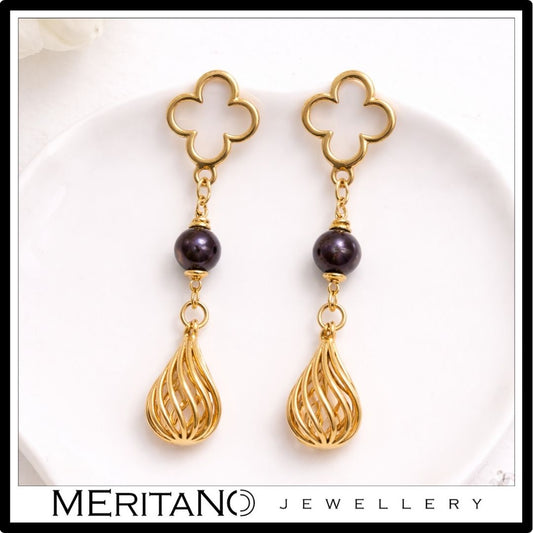 kolczyki wiszące z czarnymi perłami