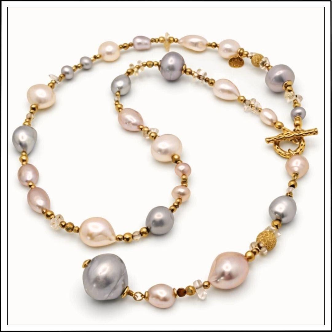 Naszyjnik krawatka z pereł barokowych z dodatkiem cytrynu, zapięcie z przodu - widok na białym tle