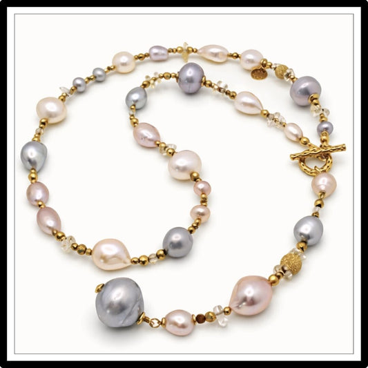 Naszyjnik krawatka z pereł barokowych z dodatkiem cytrynu, zapięcie z przodu - widok na białym tle