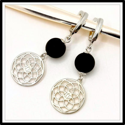 Kolczyki srebrne z turmalinem, zapięcie angielskie - widok z góry