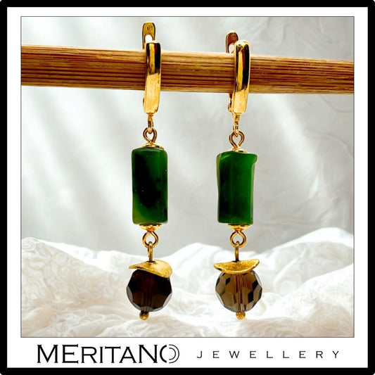 Złote kolczyki z nefrytem i kwarcem Złote kolczyki z nefrytem i kwarcem